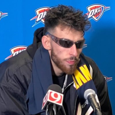 flooyow's profile picture. Basketball 🏀 || Football 🏈 || Soccer ⚽️