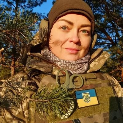 🇺🇦🇺🇦Гордий український громадянин, що волонтерить і захищає материнську землю наступально Слава Україні🇺🇦