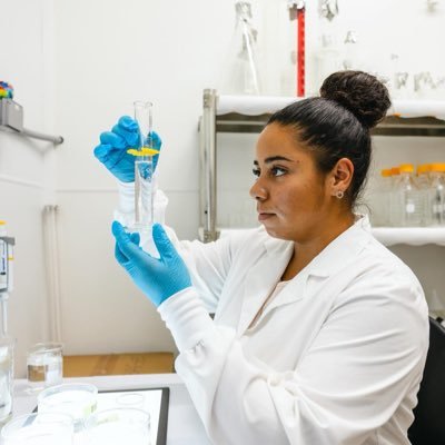 Aquatic toxicologist👩🏽🔬 | PhD student @UTMSI @LabNielsen | Export and fate of mercury from glaciers in AK 🐟🏔️| #FirstGen🇩🇴🇵🇷 | 🐶 & 🐰 mom