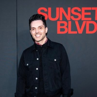 2 x Oliviernom’d choreographer #orgullolatinx @sunsetblvd @kathystellaMP #WickedDasMusical #cabaretlido #Evita @bringitonuktour