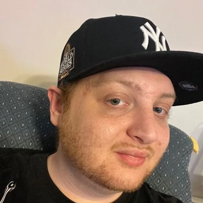 Always followback! DIEHARD #Jets, #Yankees, #Knicks, #NYRangers, Kentucky basketball, LSU football, HUGE sports fan. If I’m watching the game I’m wagering on it