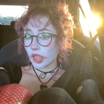 20 • 🦇 • mdni • $9.99 tribute • $50 unblock fee