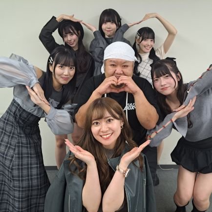 juuya0125's profile picture. 坂井鈴奈世界で一番の推し
フリボグループ推し
基本
オレンジTと頭にタオルを巻いてることが
多いので(アイコンにいます)
よかったら気軽に話かくてください