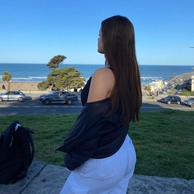 evelynrgzz_'s profile picture. 