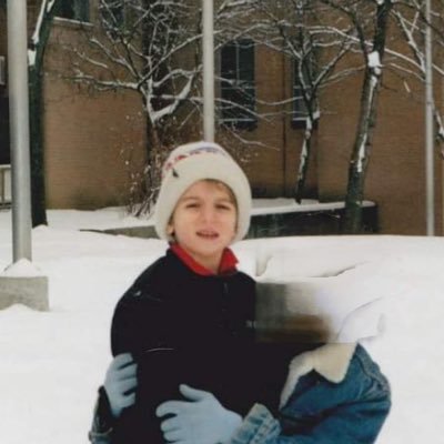 StubbyLittleMK's profile picture. building nuclear reactors, e/shawarma, entropy fighter