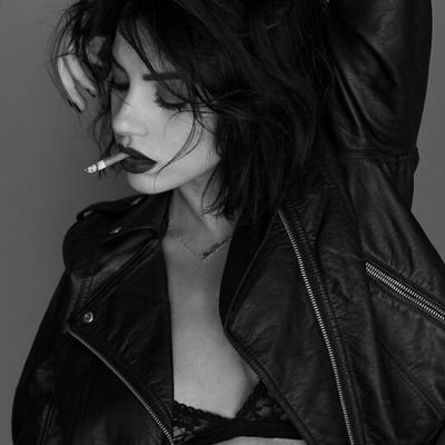 lethalcunnt's profile picture. 𝐢𝐟 𝐲𝐨𝐮 𝐠𝐞𝐭 𝐛𝐨𝐫𝐢𝐧𝐠, 𝐢’𝐥𝐥 𝐝𝐫𝐨𝐩 𝐲𝐨𝐮.