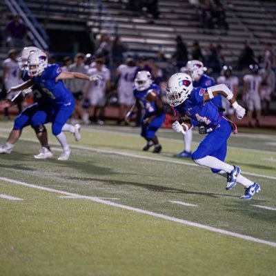 Markell Burks 26’ 5’11 165 athlete |4.5 40yd| @budahaysfb @coachmarktorres. ###Different ⭐️⭐️⭐️⭐️