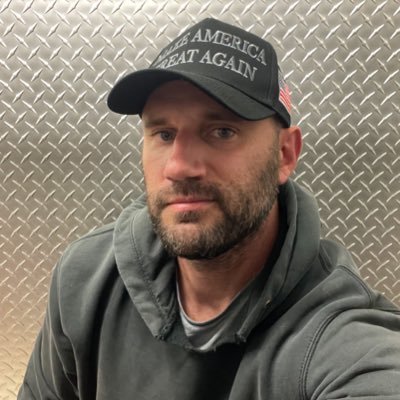 EricStewardson's profile picture. Artist🎨 fabricator ⚙️ pipefitter🛠️ aviation nerd✈️🚀 love anything with wheels🛞 Tesla owner 🔋