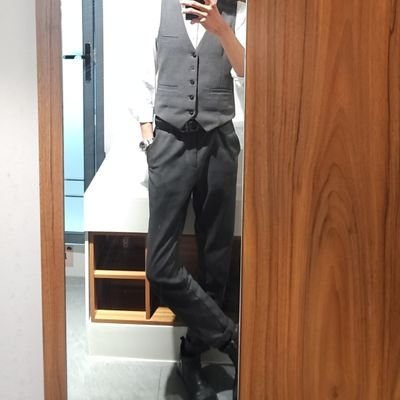 泉城济南17cm 大🐔｜直男｜ 25-183-125 斤｜可定制视频🚪（带着要求报价私信）｜定期体检、不乱｜作品都是本人｜假人别来，会验证｜本人只有这一个号，其他都是假的｜接合作以及联动｜已过 Big 叔和沈万姬认证｜