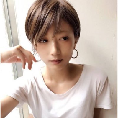 【初心者でもできる副業情報を発信】kanoをフォローすると副業を学べます| 物販7桁収益達成|未経験者でも再現可能|難しい作業なし|副業に悩んだときはリンクからご相談受付中|副業であなたの人生を変えるキッカケを作ります!