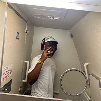 Skaliffa0's profile picture. The name is shedrach |IG@skaliffa