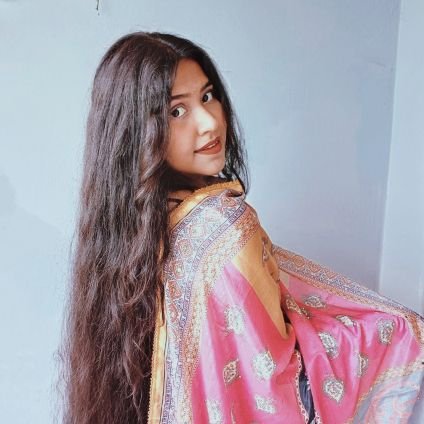 dishaa_17's profile picture. ~Live Love Laugh🌷