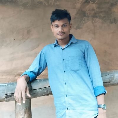 UPPCS CSE Aspirant.
I like cricket,book reading
etc. 
Expectations are the cause of misery.