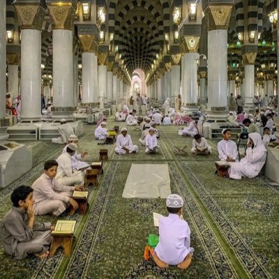 antara1710101's profile picture. 