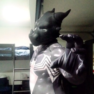 50% eagle, 50% symbiote, 50% dragon...
Arizona-Mexico always looking for chats, fun and RP