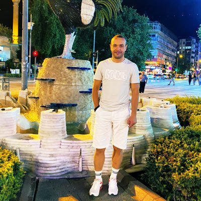 halimel22050112's profile picture. 