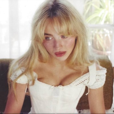 an enjoyer of formula 1, taylor swift and sabrina carpenter. ❤️🔥❤️🔥