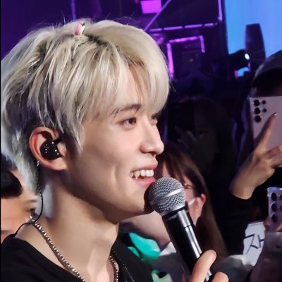 jjustapeachh's profile picture. JohhFam. - fan account