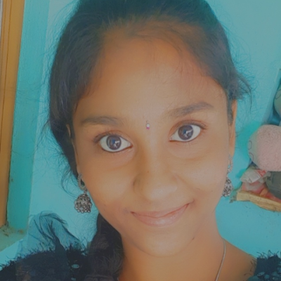 Subhashini72603's profile picture. 