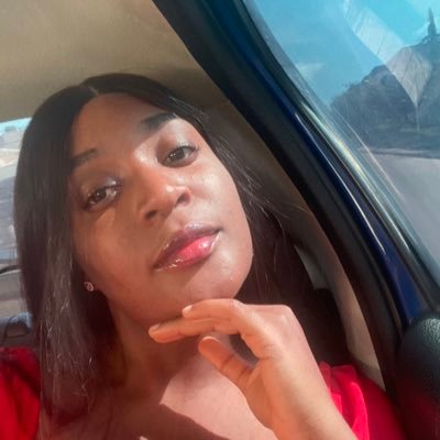 Christian✨ Dental surgeon ✨ Artist on some days. God is the unfailing, unlimited source of all my supply.💚