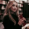 books_sabrina's profile picture. Vamos falar sobre livros? 📚🫀