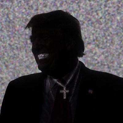 VIRALVlDEOS's profile picture. +* ok ! 🖤 follow for more