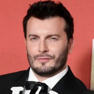 Award Winning #Actor #Director #Writer https://t.co/BOMTArxidK IG: @cameronmoir