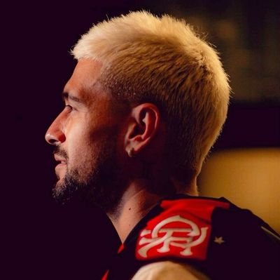 š©° š š šµ
@Flamengo ā¤ļøš¤
ā” Arrascaeta ā” Messi ā” ā” Stephen Curry ā” CRF/Realitys,Futebol, NBA e NFL ā½ . š . š/