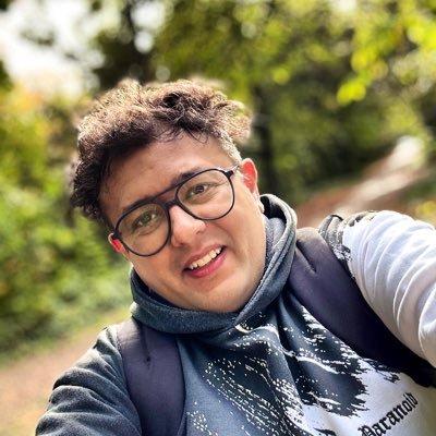 aniket2012's profile picture. sciencophile, travel junkie, thinker, geek,professional troublemaker