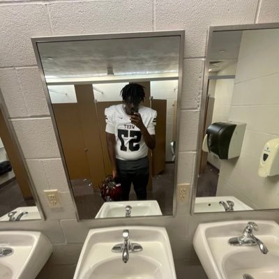 DeiontayT's profile picture. Deiontay Thomas   6’5 280 Oline