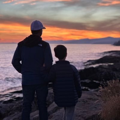Father of two, husband, MN sports nut, traveler, food geek, pit master/owner @smokeyspub