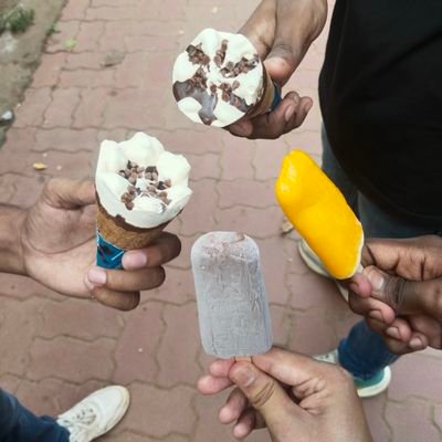 aniket_rawat09's profile picture. HaStAlAvIsTa...bAbY....