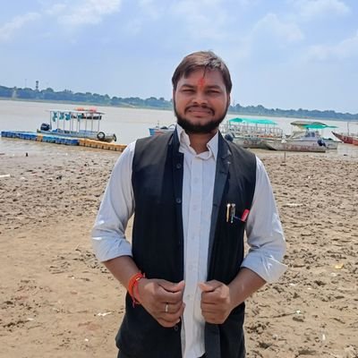 Advocate @allahabadhighcourt
Social Activist and former union leader at University of Allahabad