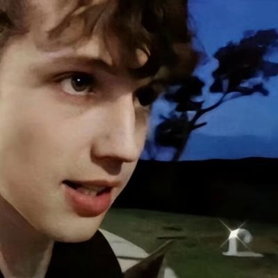 chnzi498149's profile picture. 