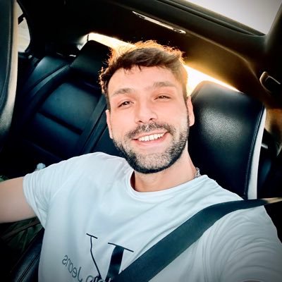 emretakci7's profile picture. 