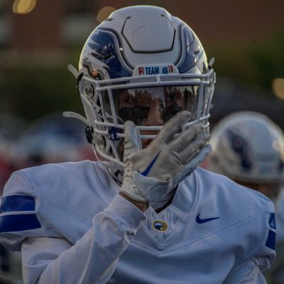 Wide Out at Etowah high school / 5’10 / 3.2 gpa /ashton.martinn25@gmail.com / https://t.co/Nc3nAbFMu7