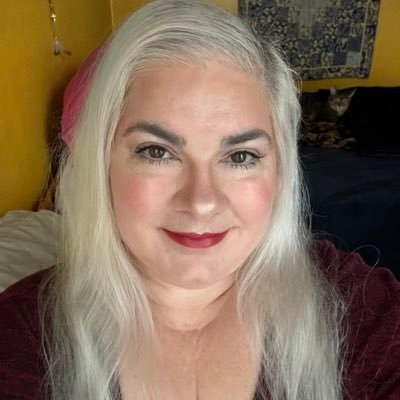 Director - Integrated Services for Newcomers, CLB Expert, PBLA Regional Coach, and EAL/Settlement professional. Pronouns: she/her/hers