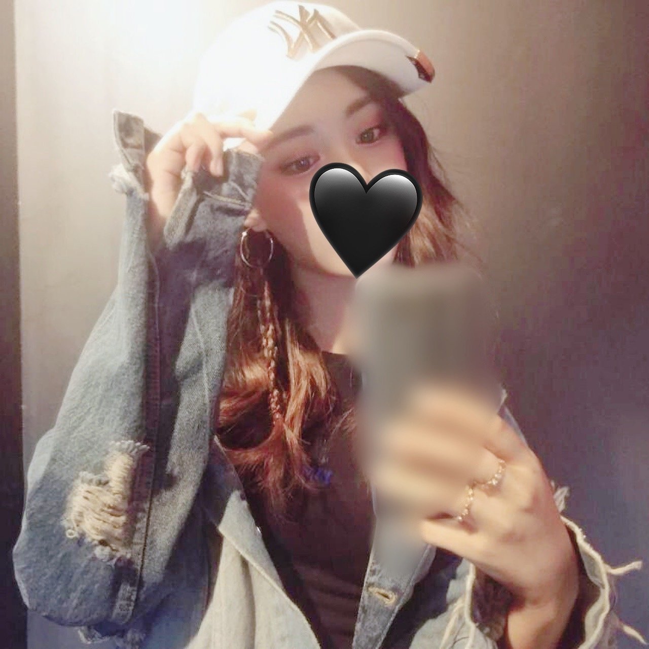 肉食女。飲みフレ募集してるよ。お酒の場がすごく好きなので、一緒に飲みに行ける人がいたらうれしいです。