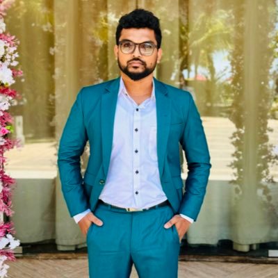 Associate SAP Consultant 👨💼Studied at SLIIT 🎓 Went to St. Servatius College Matara 📚 Live in Matara 🏡️