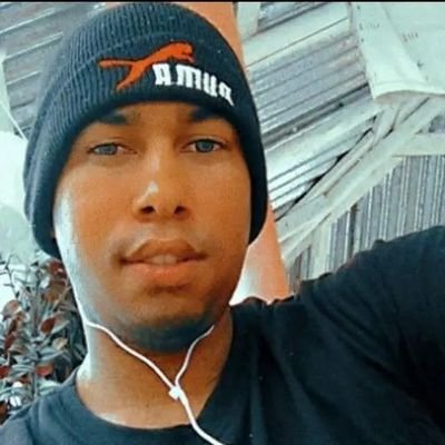 DarinsonFe23743's profile picture. 