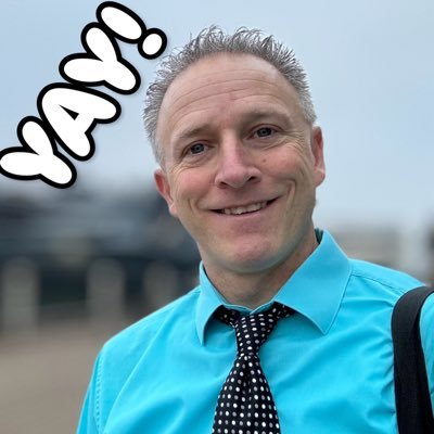Librarian & author of THE AI TOOLKIT FOR LIBRARIANS