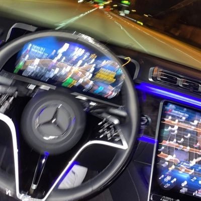 _thuggin242's profile picture. 