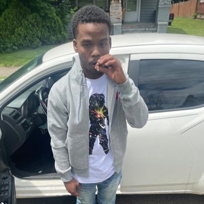 irvingzn4's profile picture. God first🙏 Be Humble 💯