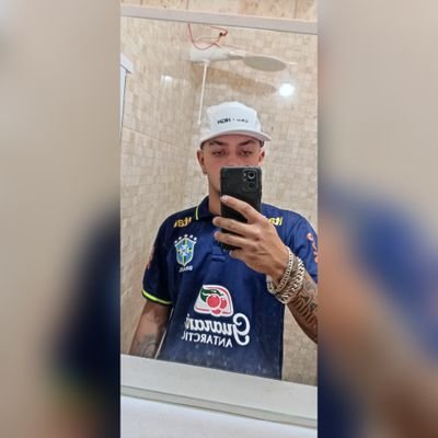 PedroLeopoldo17's profile picture. boa aí 🎭🤝 Santos sempre Santos ⚫️⚪️