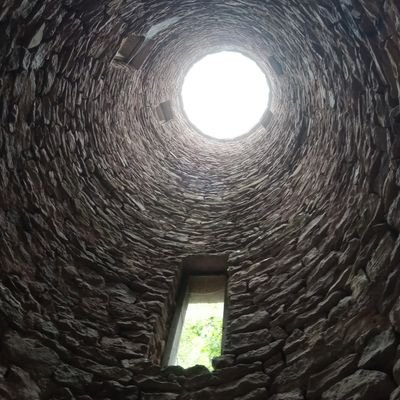 Coche_Moche's profile picture. No, Twitter, I won't describe who I am and what I'm into! You can't make me!