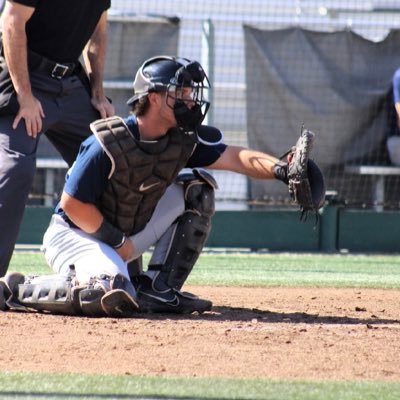 Fullerton College / 3.8 GPA / 5'11 / 200lbs / #-951-202-6618 /