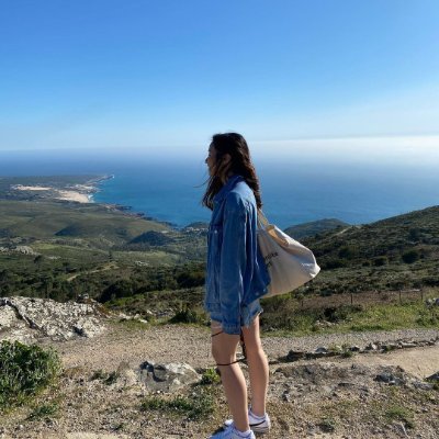 I'm a fashion designer and my hobbies are reading, traveling, biking, exploring!