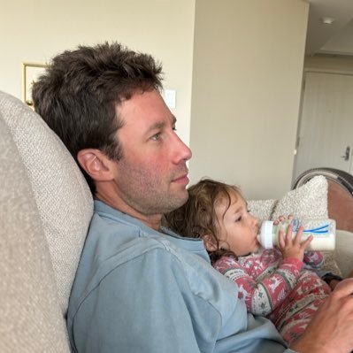 therealjonmarc's profile picture. With only 140 characters to convey the essence of my biography, I'm going to have to be very efficient with how I phrase everything so that I don’t run out of