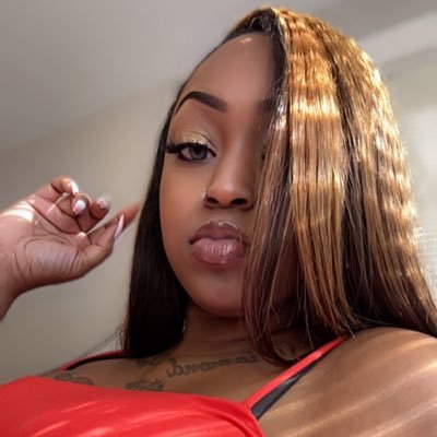 Rarest Breed. Bonafide Woman Lover👩🏽❤️👩🏽❤️🔥 Elite Sagittarian♐️ #Fem4Fem 🌈🏳️🌈 Pronouns: she/her🫶🏽 #Chicago
