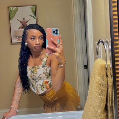 MigoPlug_k's profile picture. Pretty and Rich🧚 Subscribe•• https://t.co/kTtMgFgp8M